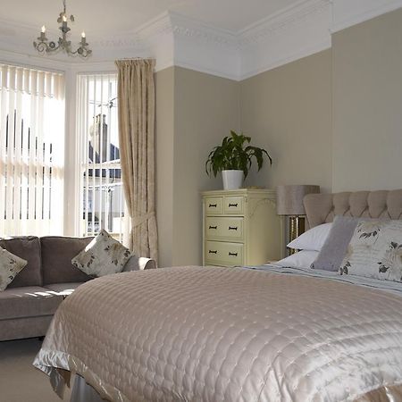The Westbourne Guest House ランディドノー エクステリア 写真