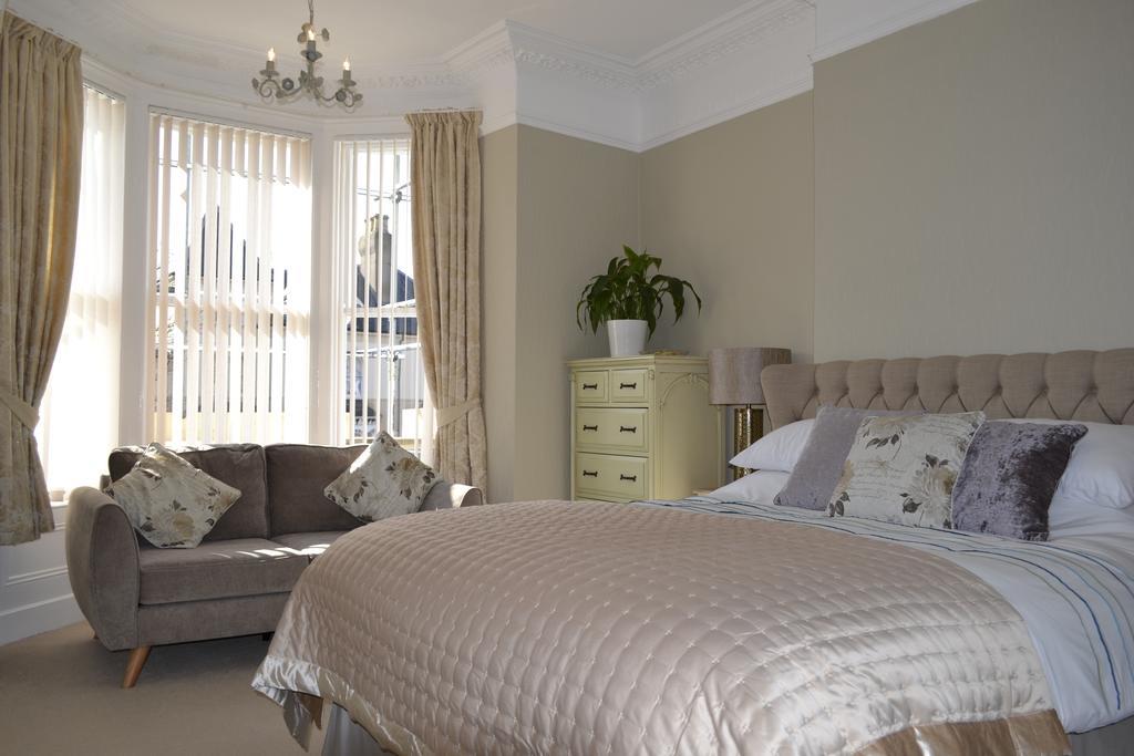 The Westbourne Guest House ランディドノー エクステリア 写真