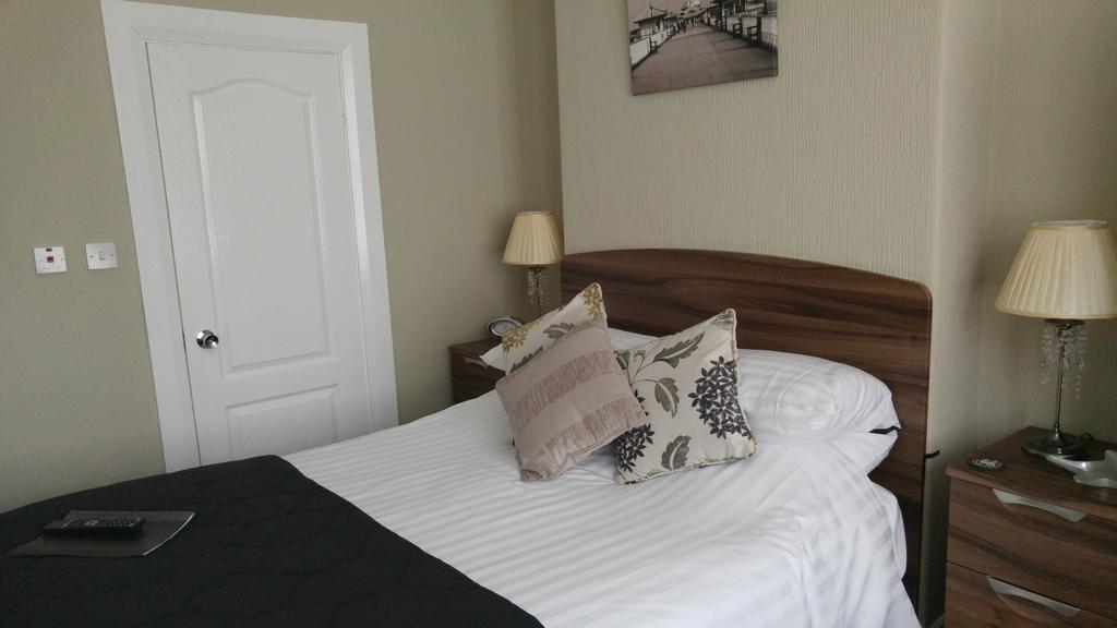 The Westbourne Guest House ランディドノー エクステリア 写真