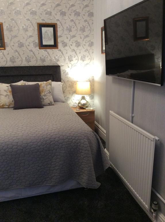 The Westbourne Guest House ランディドノー エクステリア 写真