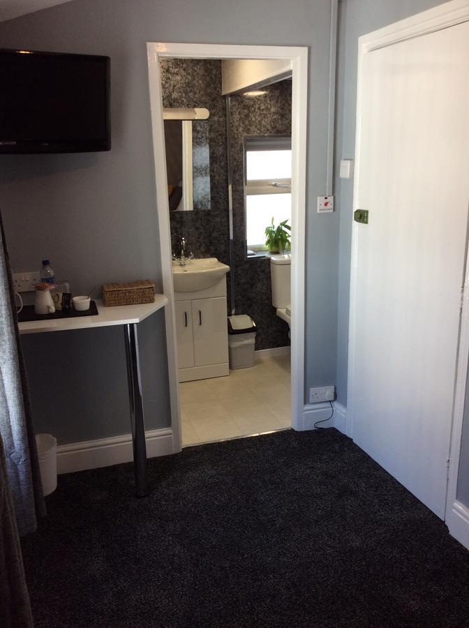 The Westbourne Guest House ランディドノー エクステリア 写真